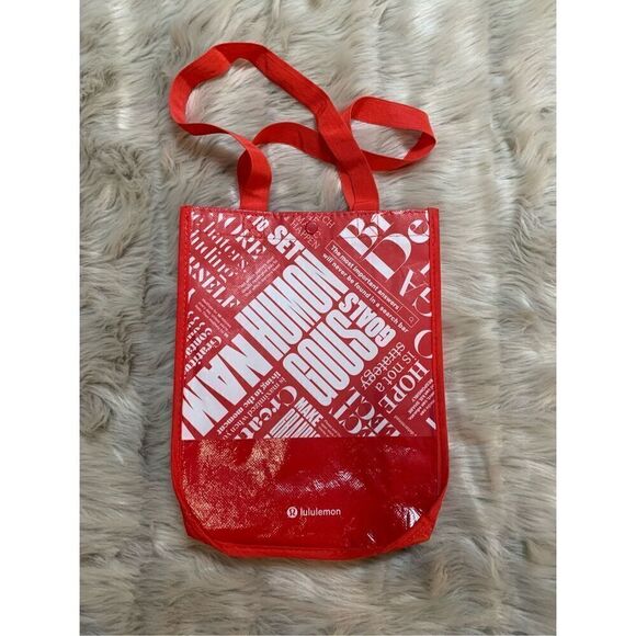 Lululemon Athletica Reusable Red White Small Tote Gym Bag Athleisure Sporty - Picture 2 of 7